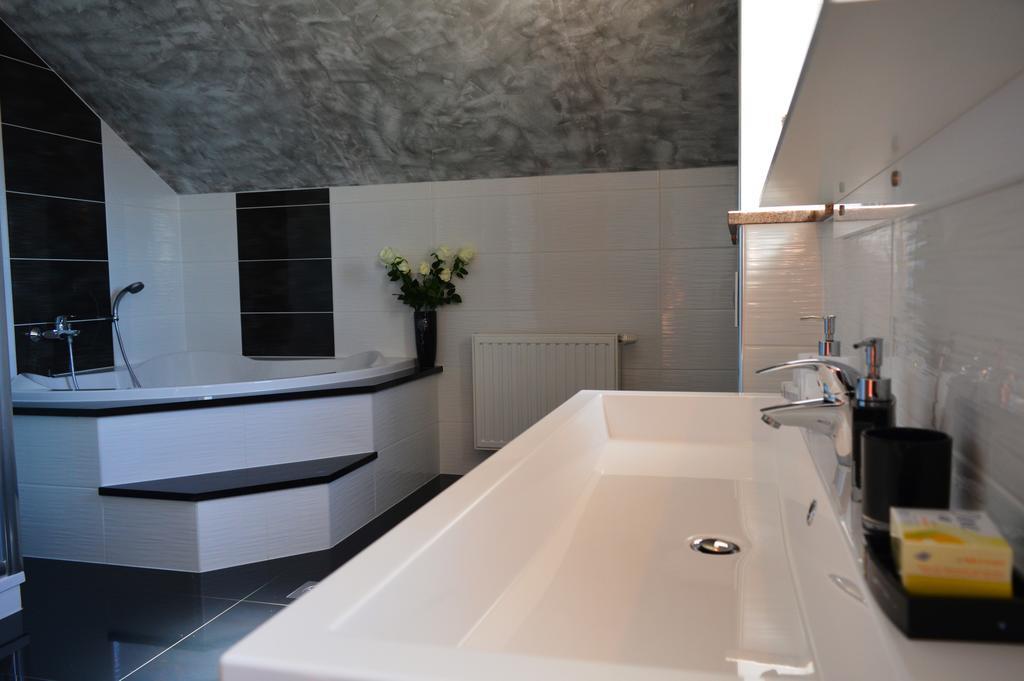 Blue Lake Luxury Rooms Grabovica Номер фото