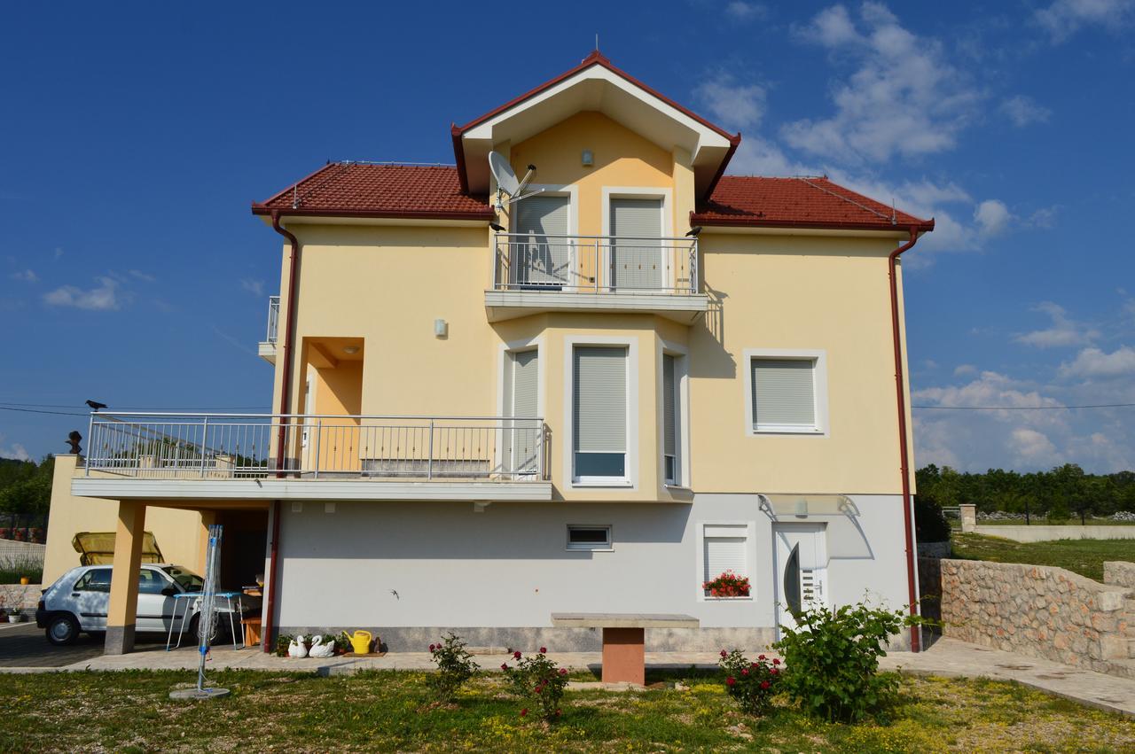 Blue Lake Luxury Rooms Grabovica Экстерьер фото